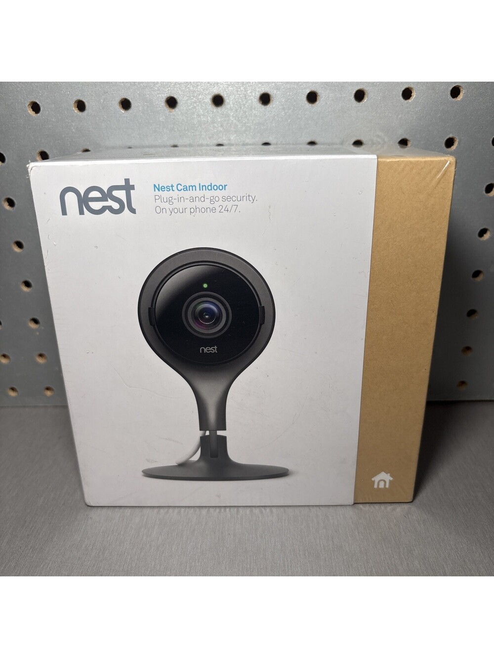 Google Nest NC1102ES Cam Indoor Security Camera 1st Gen - Black - New & Sealed